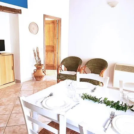 Mirto Blu Apartment